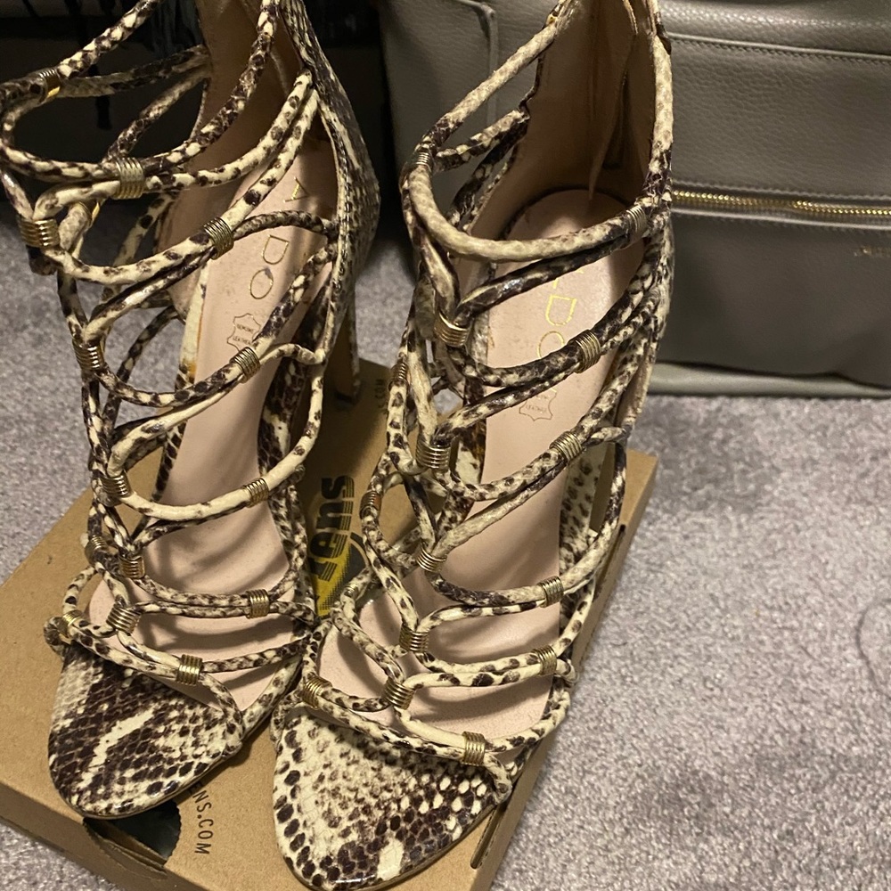 Snakeskin heels 👠 - Picture 2 of 6